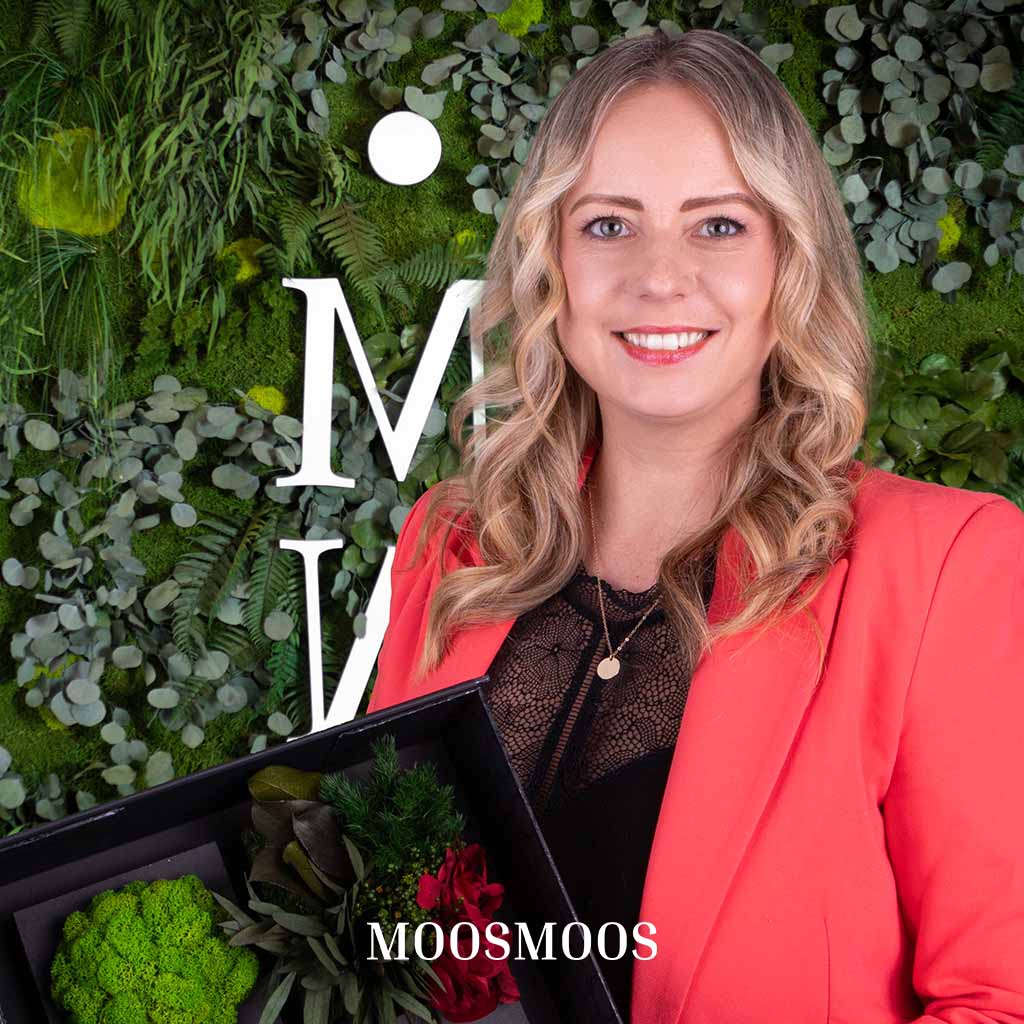 MOOSMOOS Vetrieb & Kundendienst für persönliche Beratung kunden für Mooswände, Moosdecken & Moosbilder & Außenfassadenbegrünung Romy Ehrlich